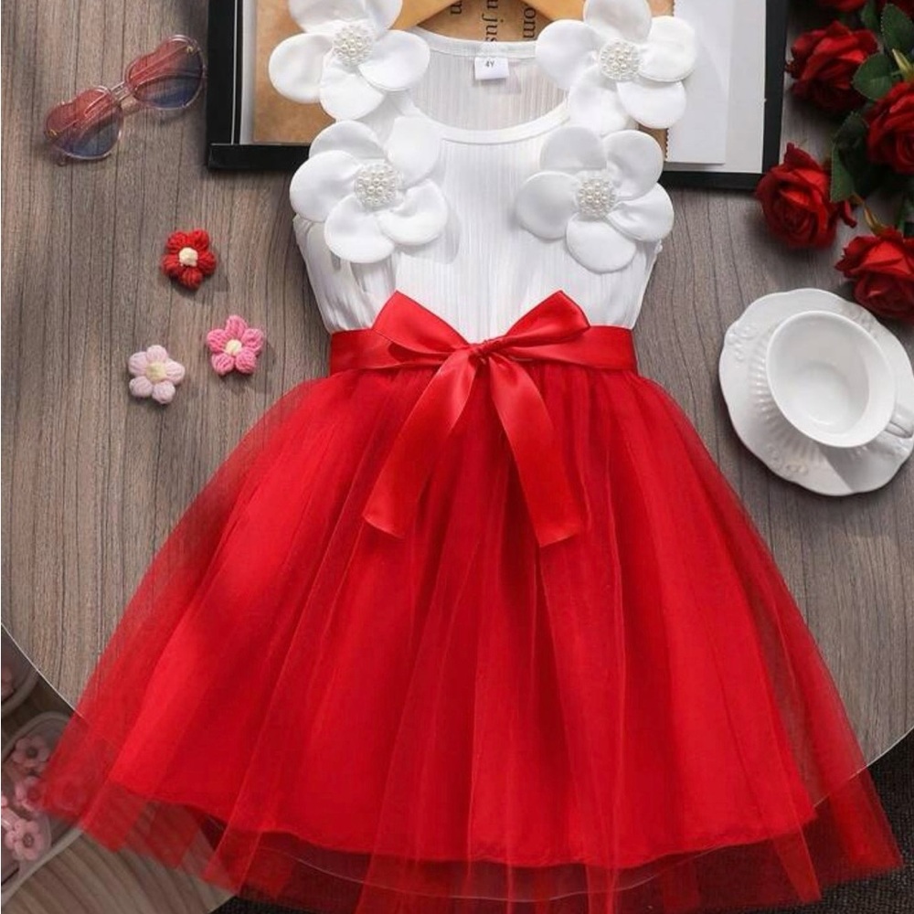 SHEIN Red and White Floral Kids Dress
